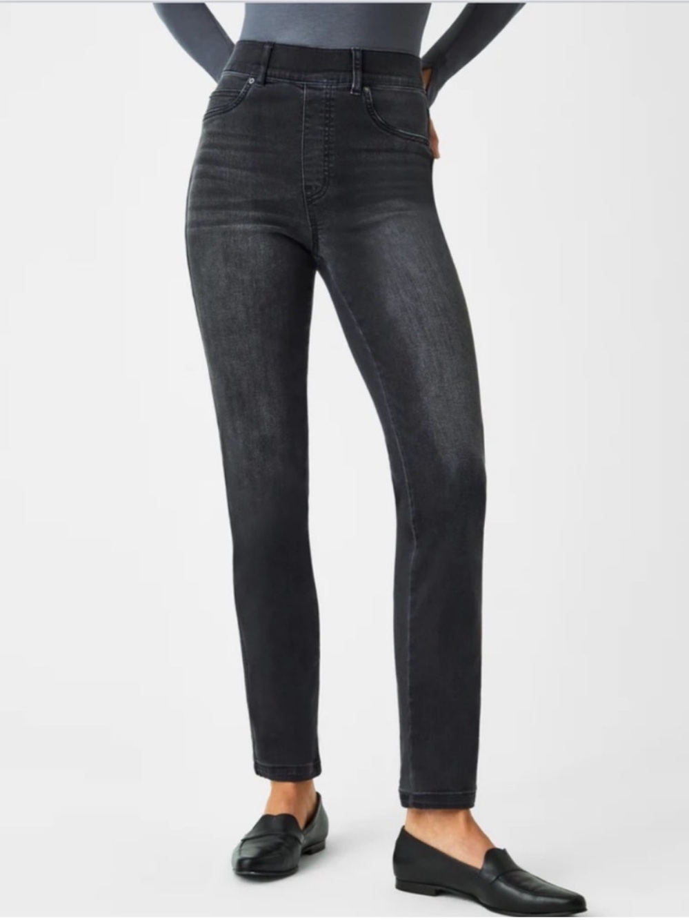 SPANX Ankle Straight Leg Jeans NWT size Medium in Vintage Black Slimming